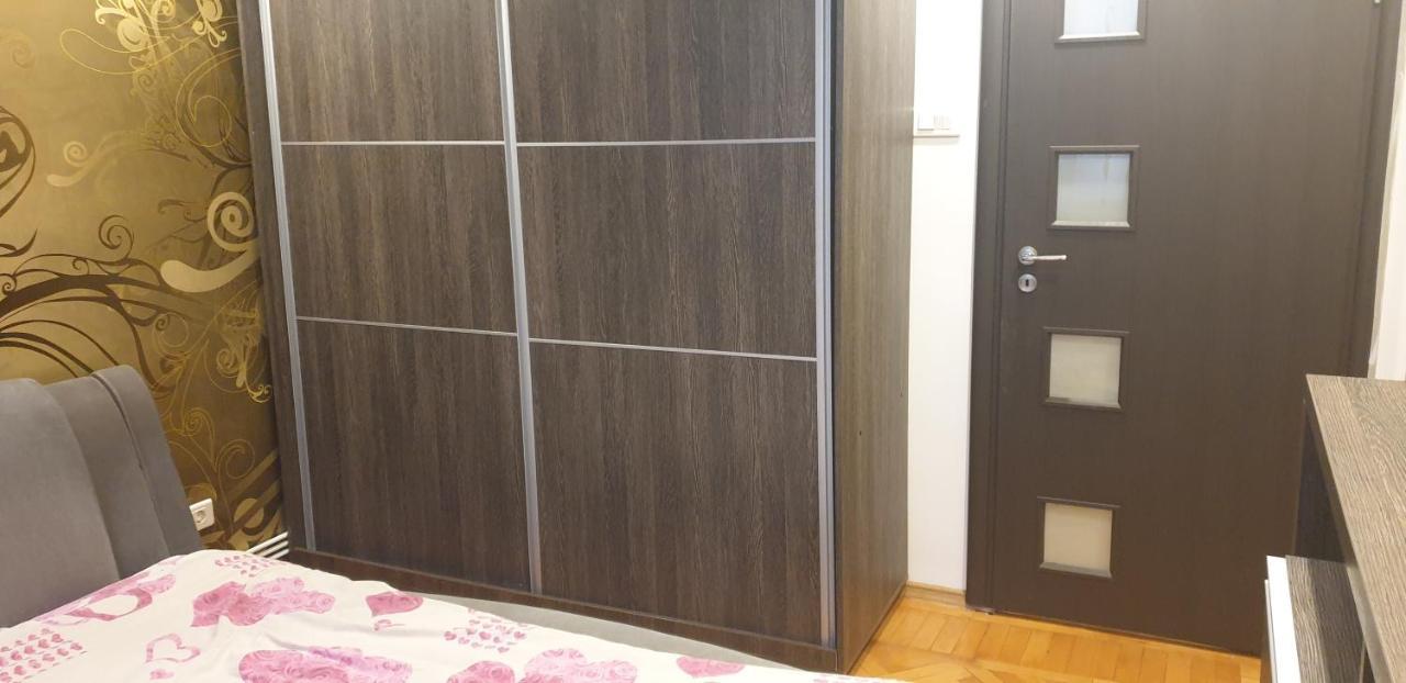 Modern Διαμέρισμα Πιτέστι Εξωτερικό φωτογραφία